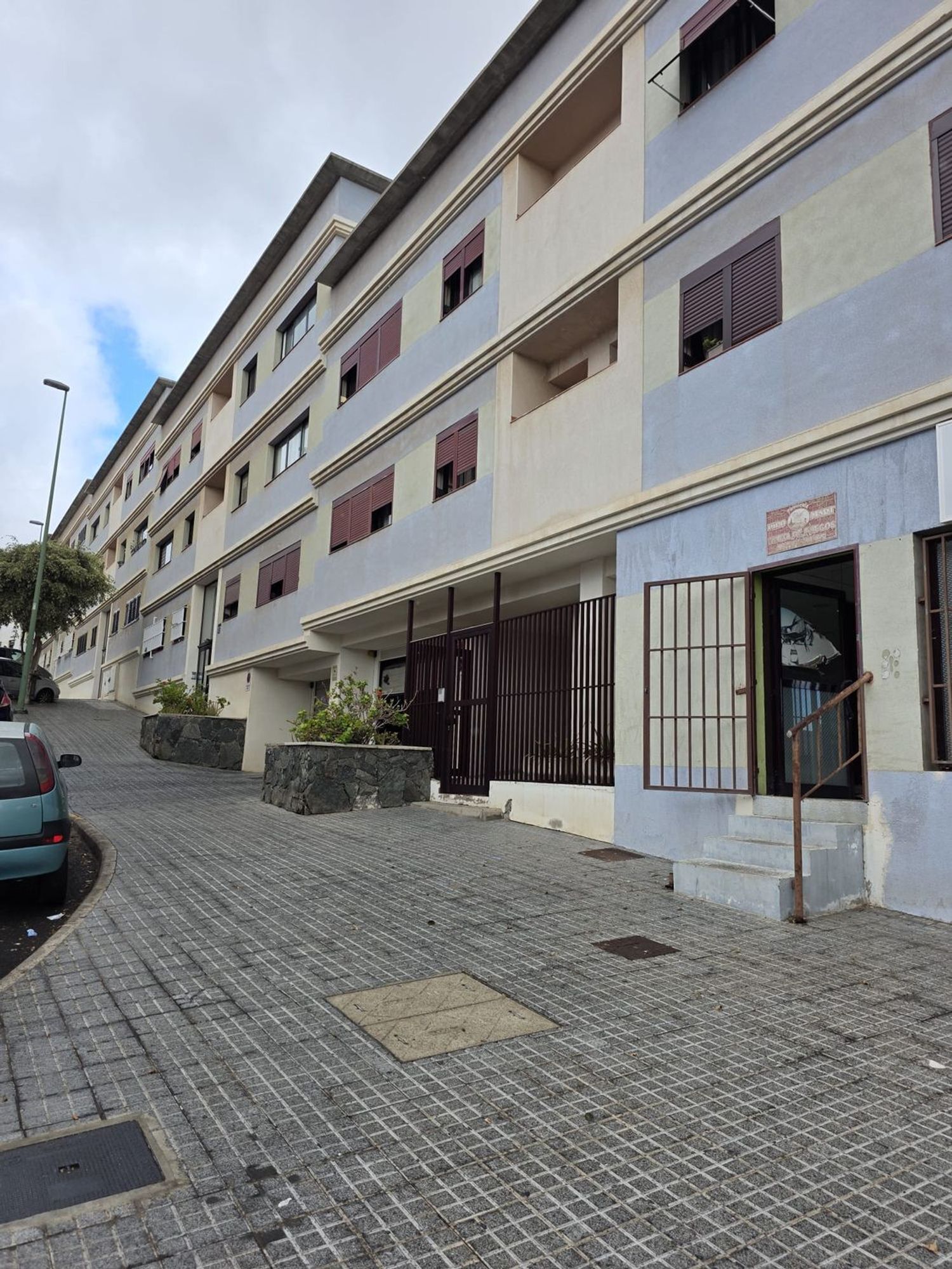 Retail in Las Palmas de Gran Canaria, Las Palmas for sale Building Photo- Image 1 of 12