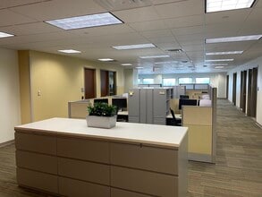 3455 Mill Run Dr, Hilliard, OH for lease Interior Photo- Image 1 of 18