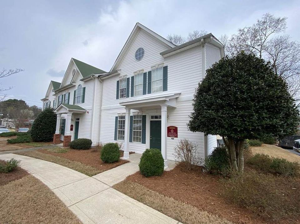 701 Whitlock Ave, Marietta, GA 30064