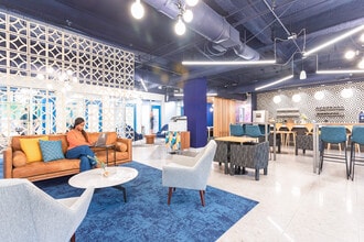 1122 Lady St, Columbia, SC for lease Interior Photo- Image 2 of 6