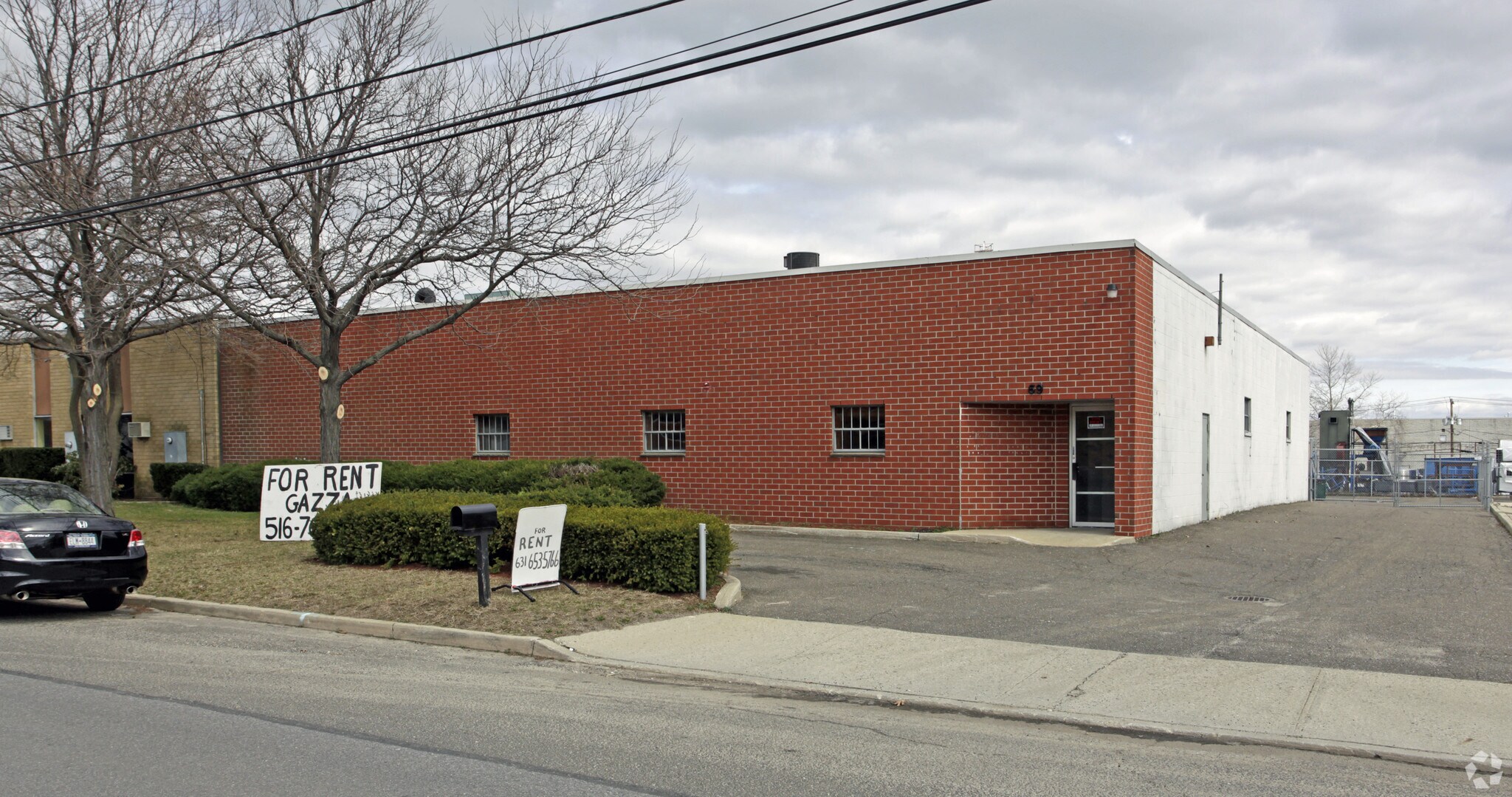 67-69 Kean St, West Babylon, NY for sale Primary Photo- Image 1 of 1