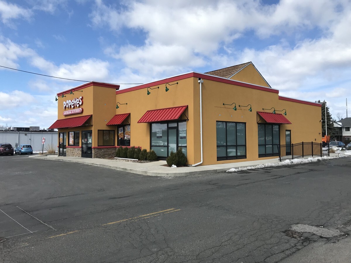 199 Spencer St, Manchester, CT 06040