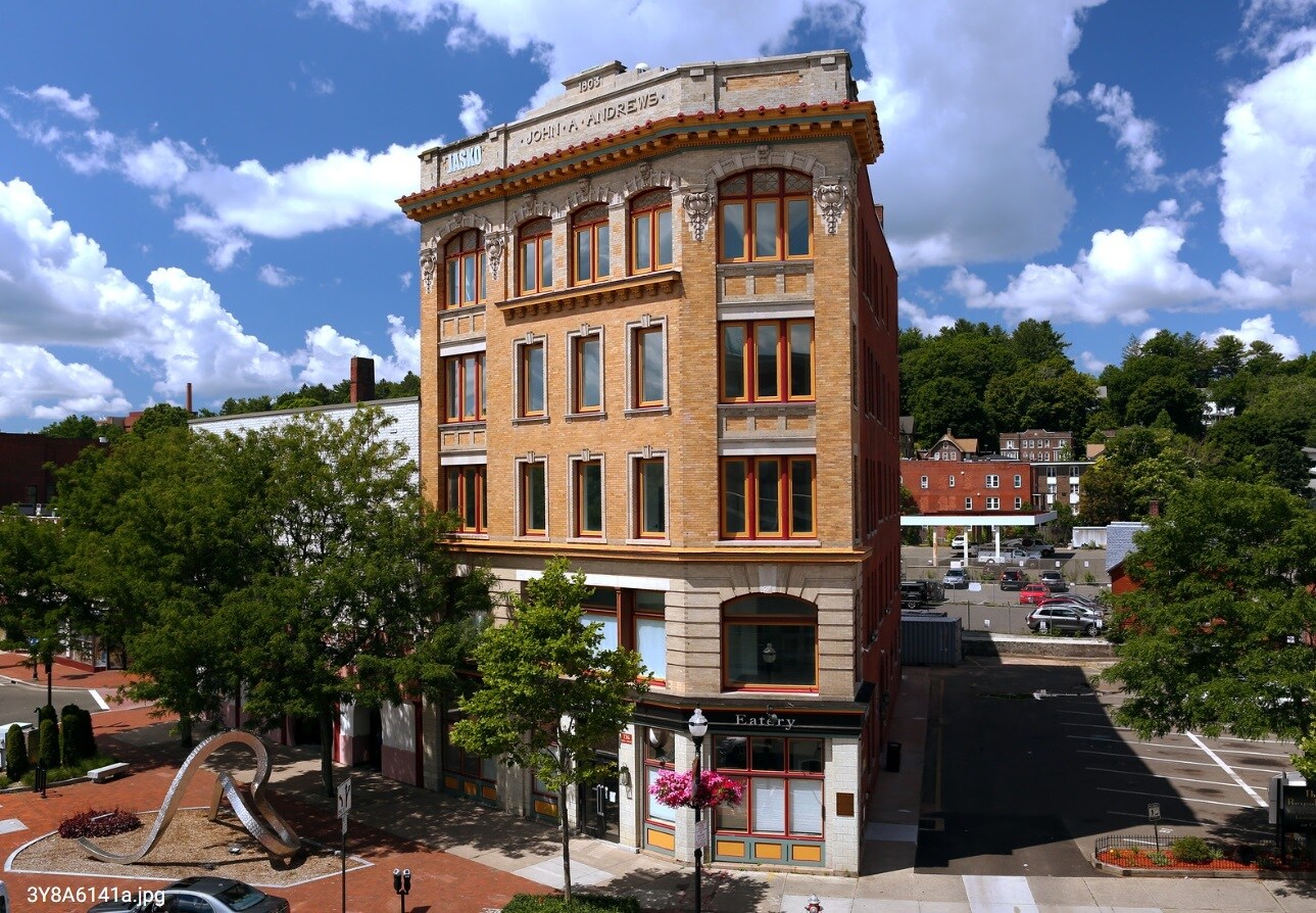 132 Main St, New Britain, CT for sale Building Photo- Image 1 of 1