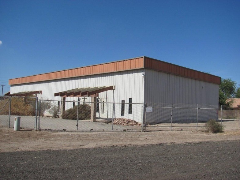 2350 Weakley St, El Centro, CA for lease - Building Photo - Image 3 of 3