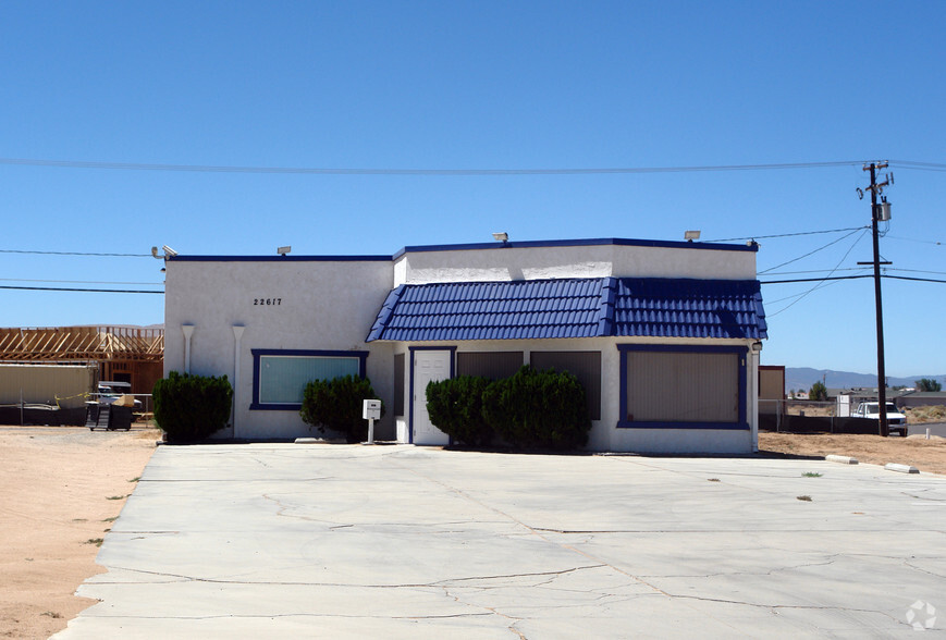 22617 Outer Hwy 18, Apple Valley, CA for sale - Primary Photo - Image 1 of 1