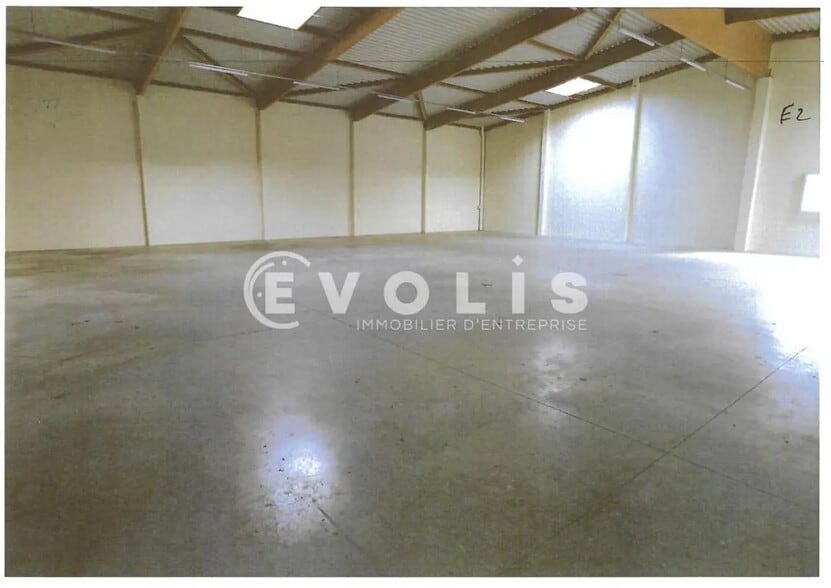 31 Rue Wilson, Décines-Charpieu for lease - Interior Photo - Image 3 of 37