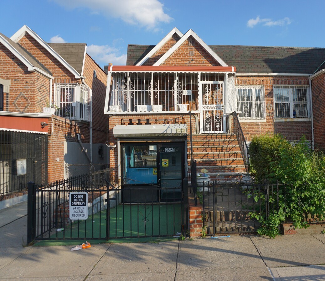9522 Avenue A, Brooklyn, NY 11236