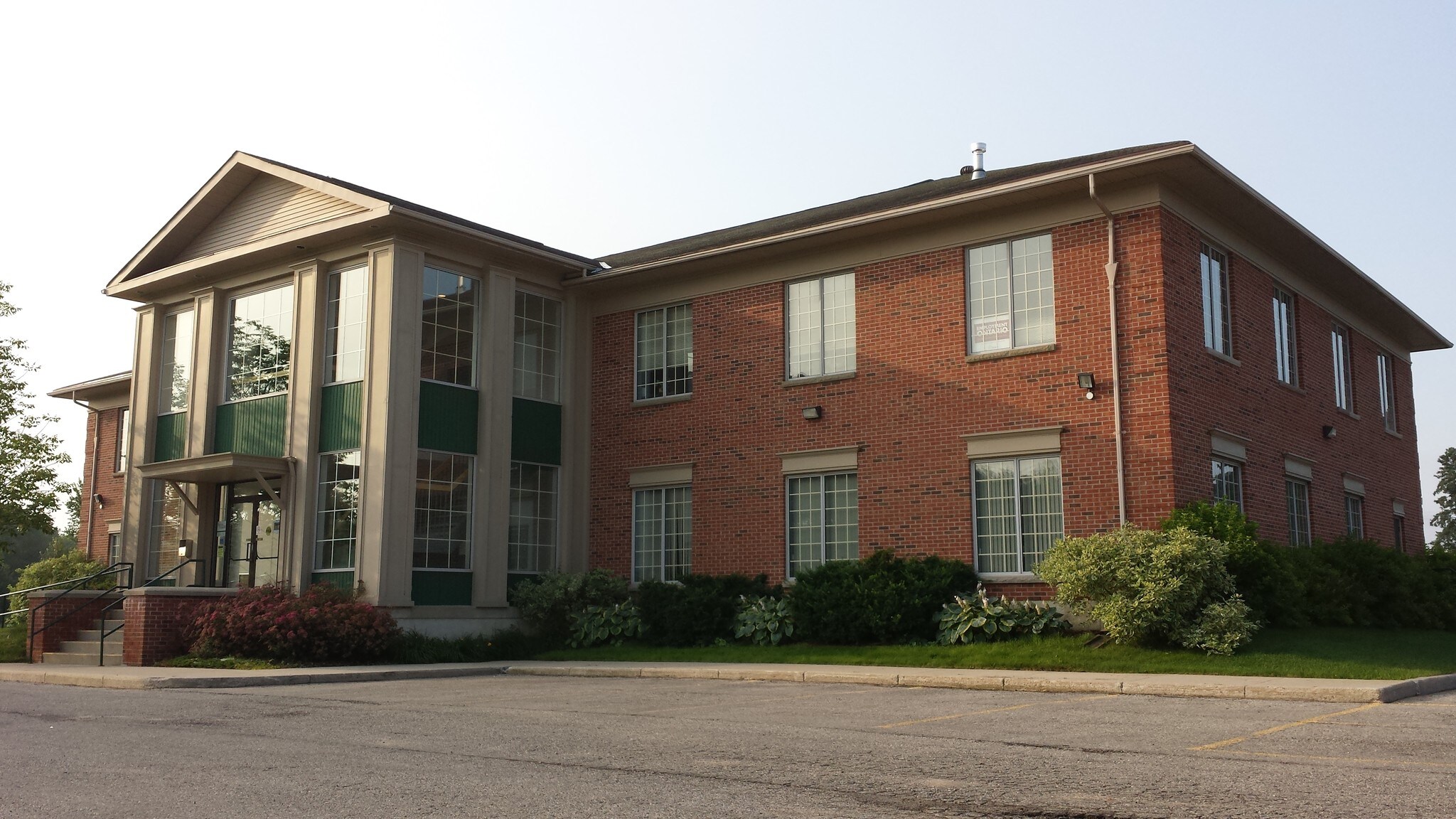 200 McNab St, Brockton, ON for lease Primary Photo- Image 1 of 4