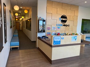 513 W 85th St, Sioux Falls, SD for lease Building Photo- Image 2 of 9