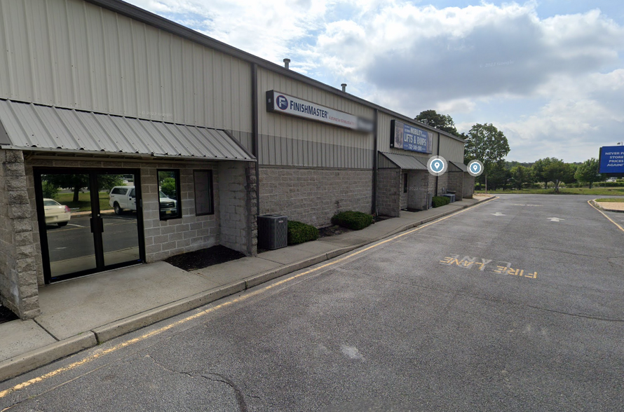 1000 Industrial Way, Toms River, NJ for lease - Building Photo - Image 2 of 4