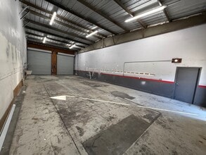 6945 Sonny Dale Dr, Melbourne, FL for lease Interior Photo- Image 1 of 4