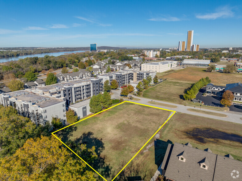 2722 E 93rd St, Tulsa, OK for sale - Building Photo - Image 1 of 12