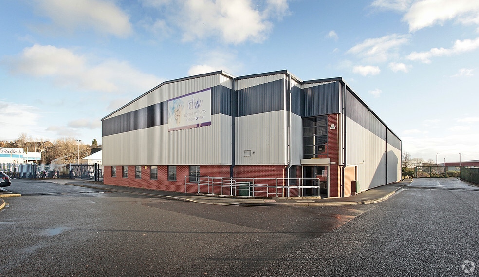 Chain Bar Ln, Cleckheaton for sale - Primary Photo - Image 1 of 1