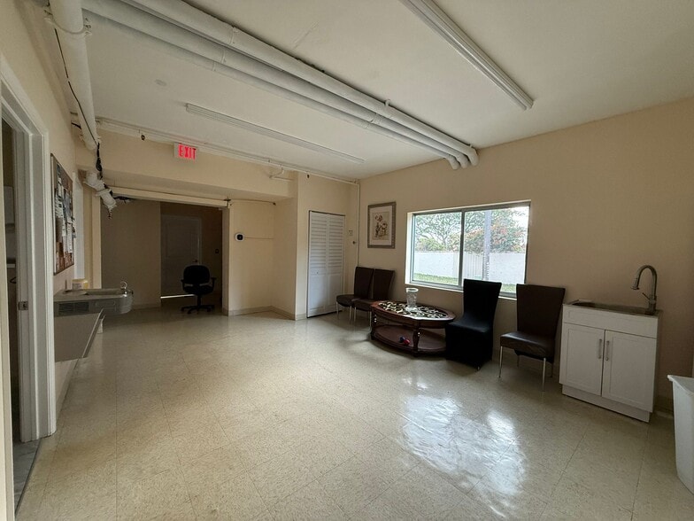 3415 S Federal Hwy, Delray Beach, FL for lease - Building Photo - Image 3 of 8