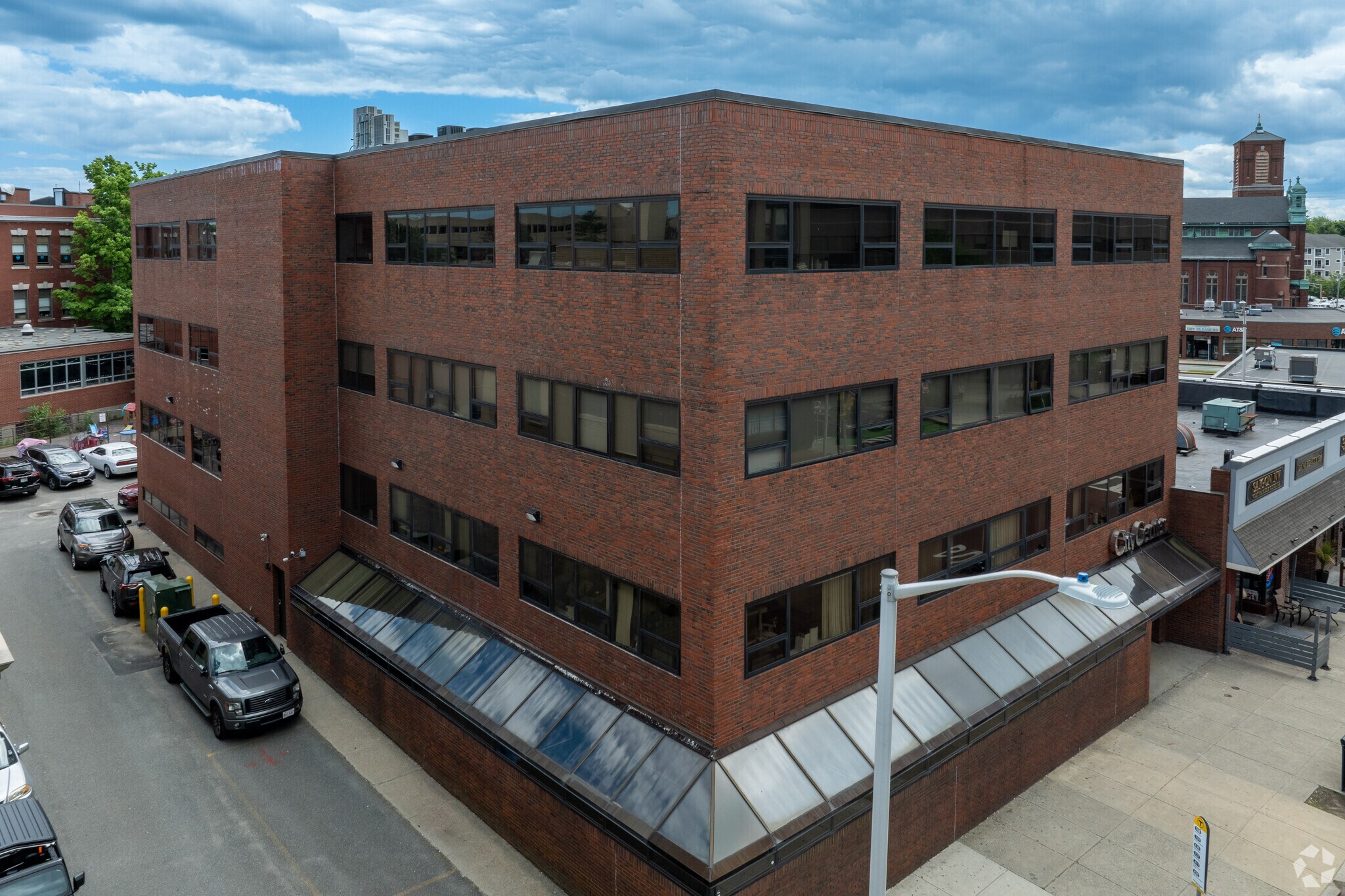 389 Main St, Malden, MA for sale Primary Photo- Image 1 of 1