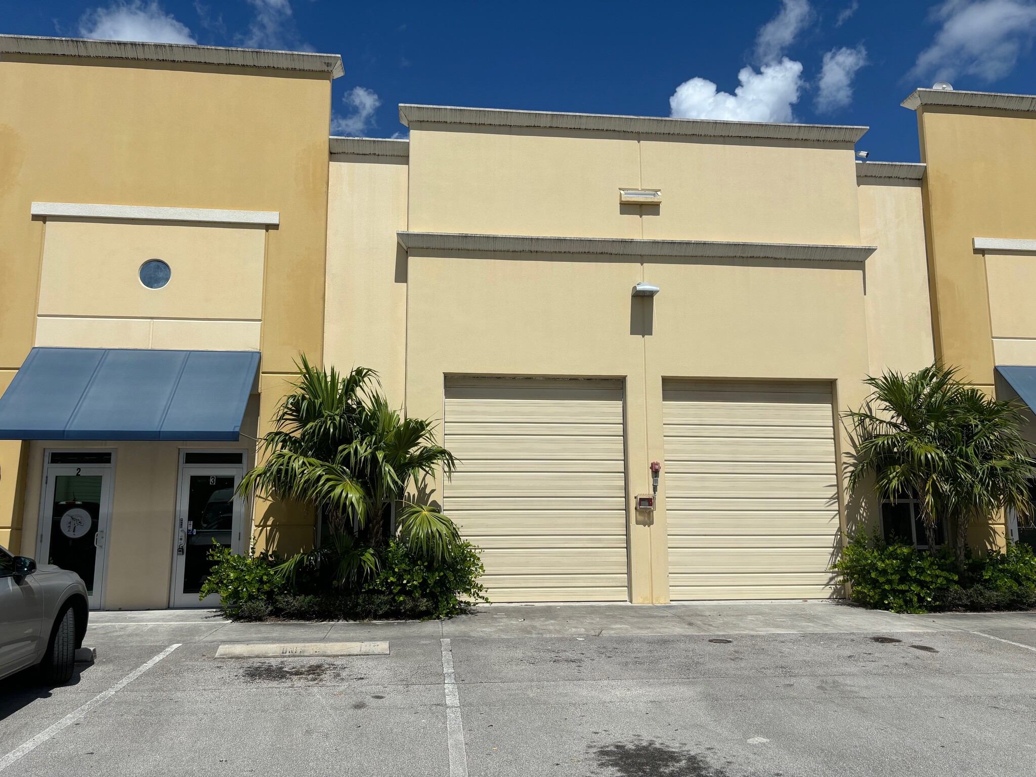 10376 W State Road 84, Davie, FL for lease Building Photo- Image 1 of 11