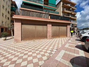 Retail in Palau-solità i Plegamans, Barcelona for lease Interior Photo- Image 1 of 3