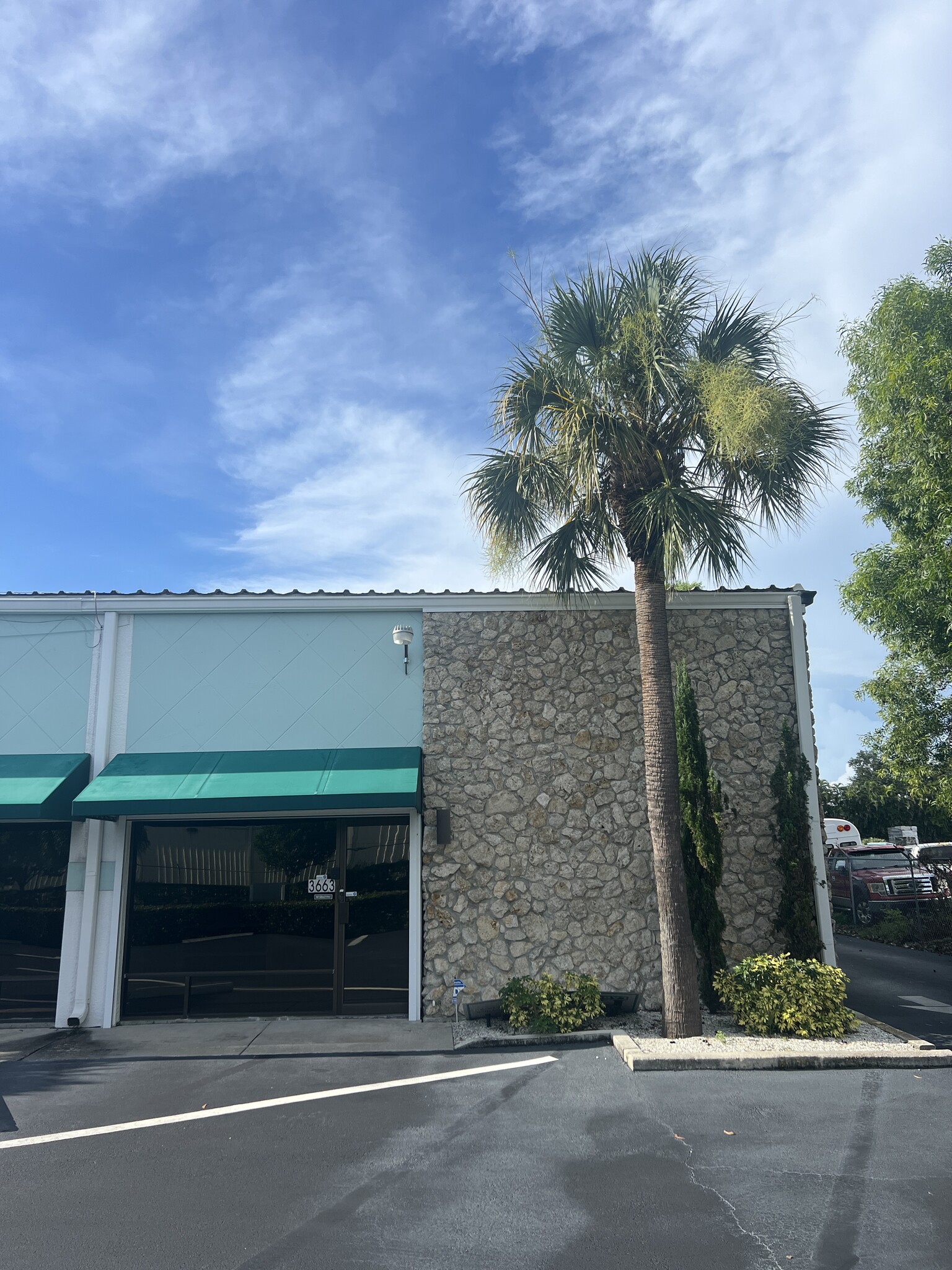 3651-3663 Arnold Ave, Naples, FL for lease Building Photo- Image 1 of 19