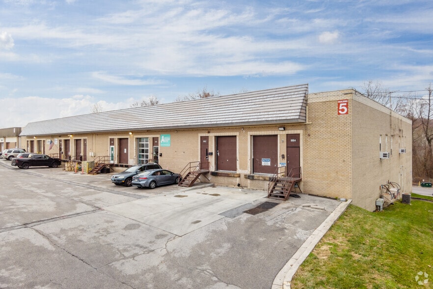 8850-8884 Monard Dr, Silver Spring, MD for lease - Building Photo - Image 2 of 5