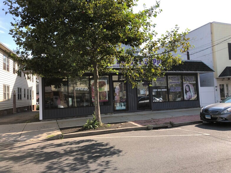 611 Campbell Ave, West Haven, CT 06516 Retail for Sale