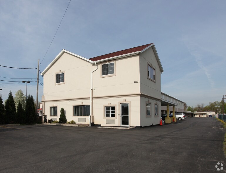 2000 Niagara Falls Blvd, Tonawanda, NY for sale - Primary Photo - Image 1 of 1