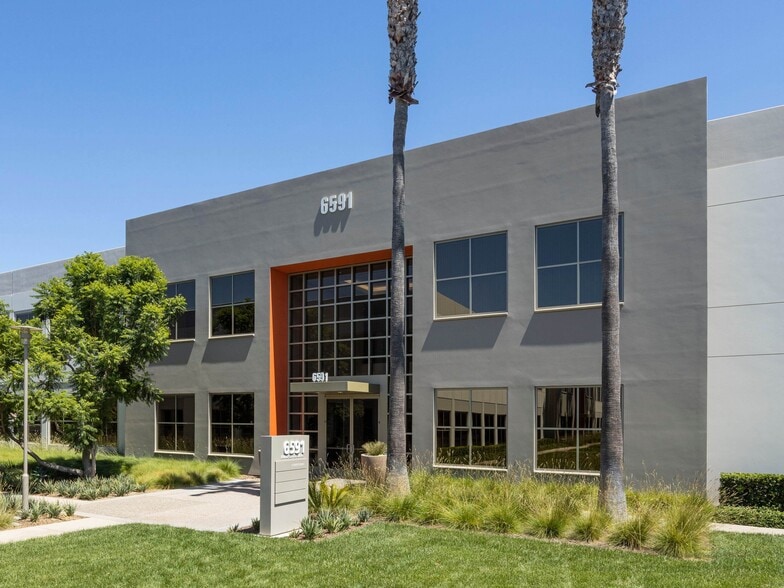 46 Discovery, Irvine, CA for lease - Building Photo - Image 2 of 100