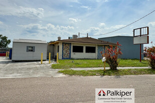 632 Hewett Dr, Orlando FL - Commercial Kitchen