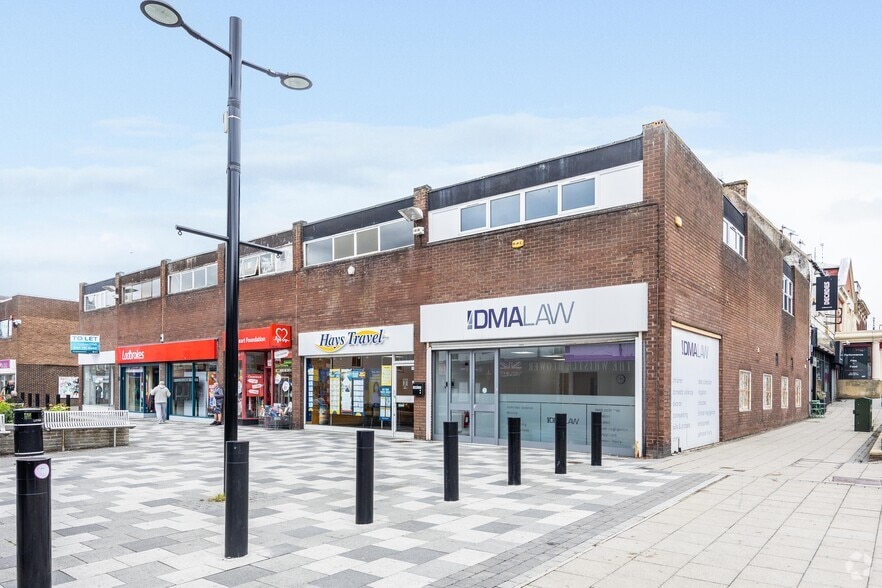 6-12 Middle St, Consett for lease - Primary Photo - Image 1 of 2