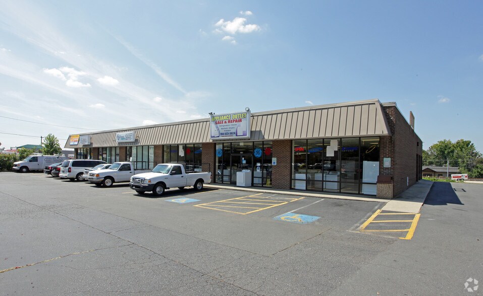 51025106 South Blvd, Charlotte, NC 28217