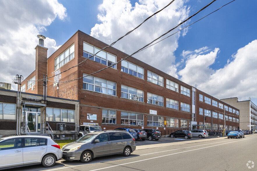 5450-5540 Rue Fullum, Montréal, QC for lease - Primary Photo - Image 1 of 3