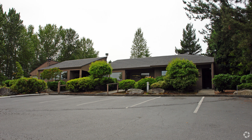 1600 116th Ave NE, Bellevue, WA for lease - Building Photo - Image 1 of 2