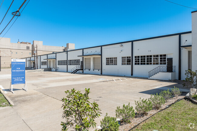 More details for 712-740 W Mockingbird Ln, Dallas, TX - Industrial for Lease