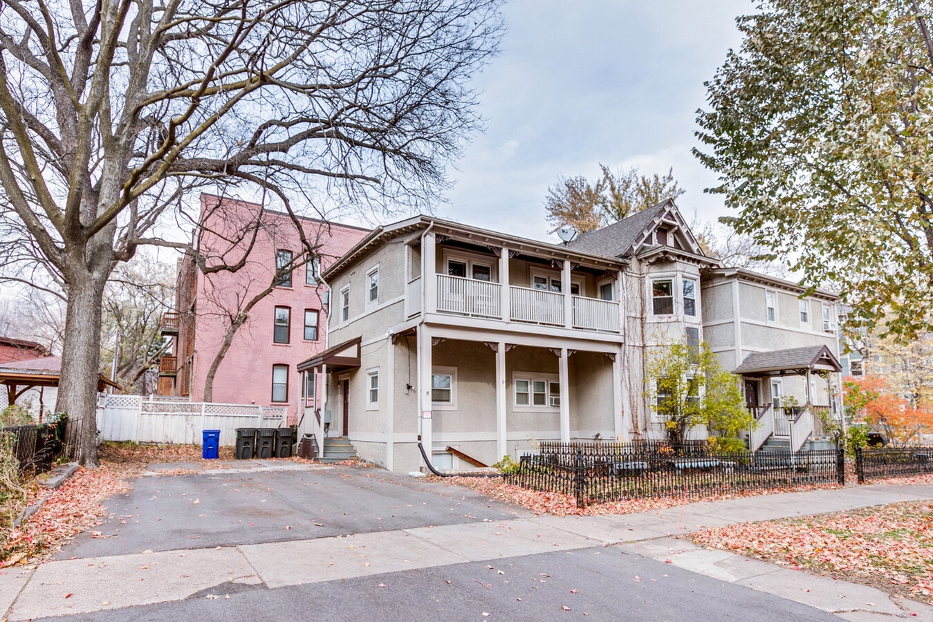 385 Ashland Ave, Saint Paul, MN 55102 Multifamily for Sale
