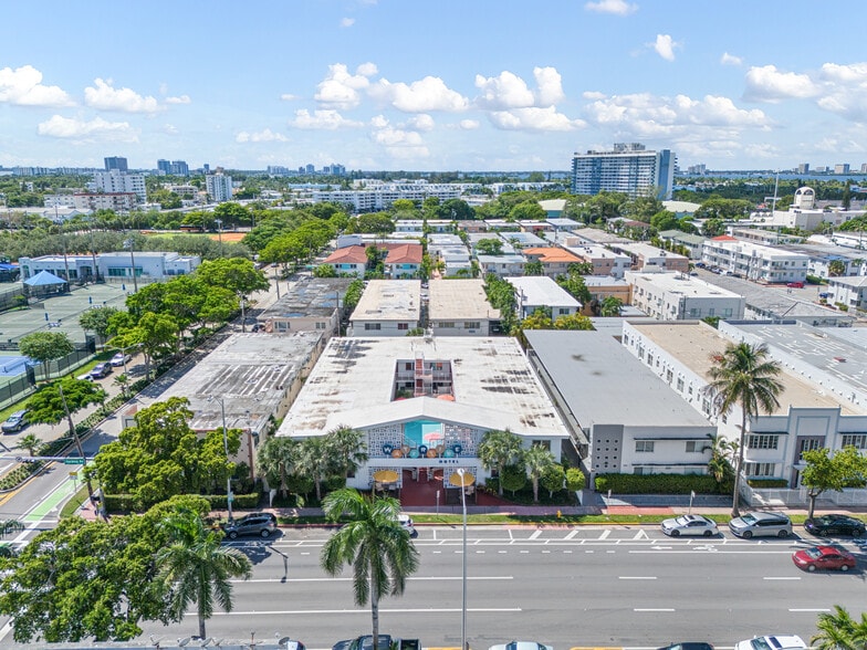 7310 Harding Ave, Miami Beach, FL for sale - Building Photo - Image 3 of 14
