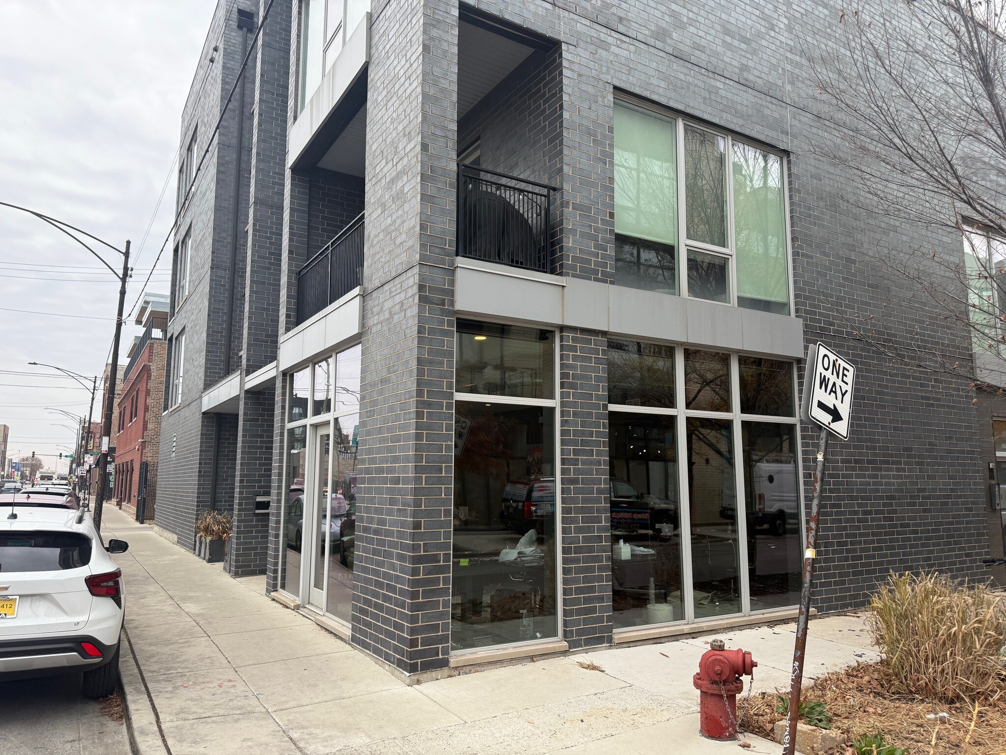 504 N Hermitage Ave, Chicago, IL for lease Building Photo- Image 1 of 7