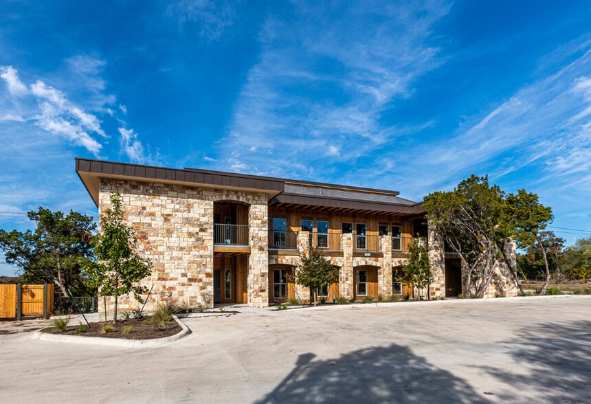 12516 Walnut Park Xing, Austin, TX for lease - Building Photo - Image 2 of 4