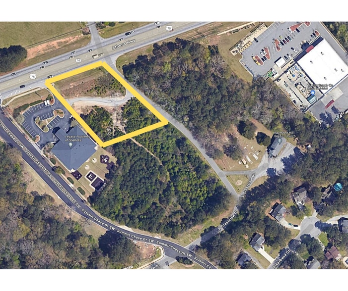1450 Crestview Drive Southwest Dr, Snellville, GA for sale - Building Photo - Image 2 of 5