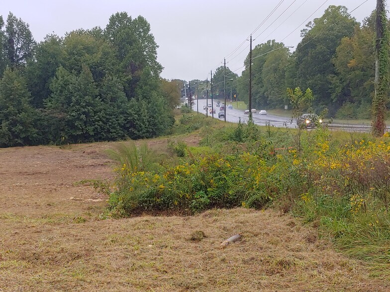 Durham Rd, Roxboro, NC 27573