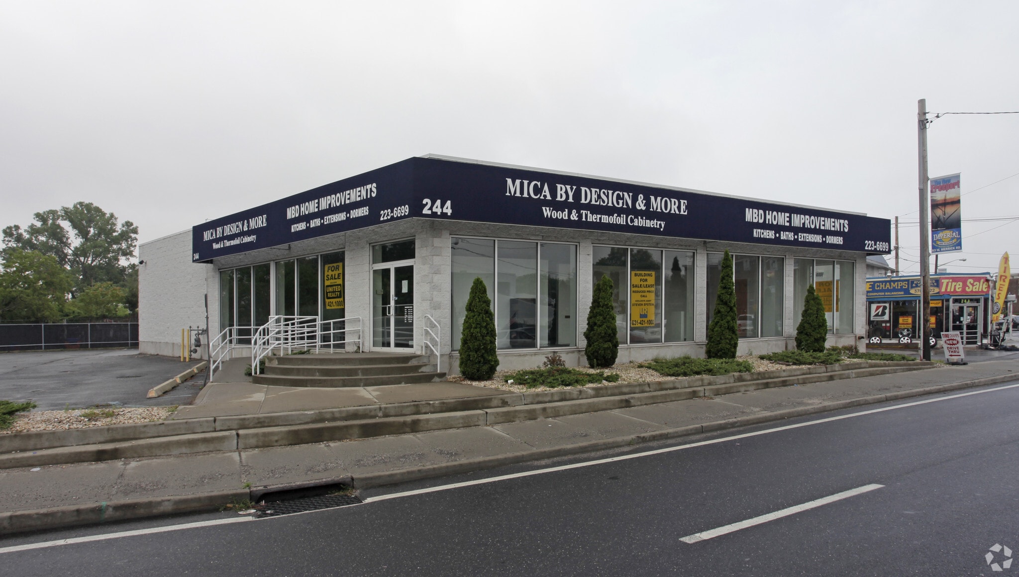 244 E Merrick Rd, Freeport, NY for sale Primary Photo- Image 1 of 1