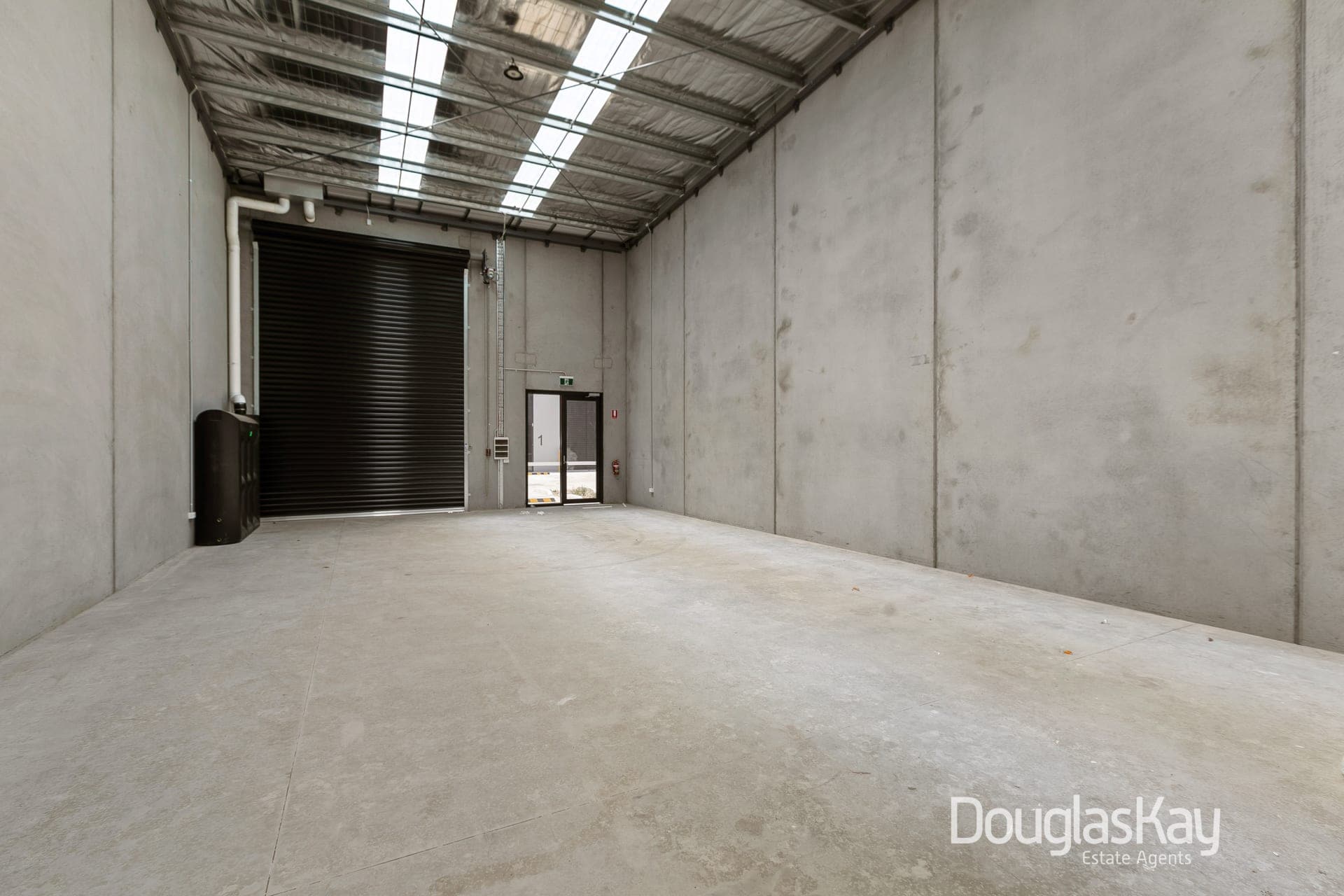 2-22 Greenstone Pl, Bundoora for lease Interior Photo- Image 1 of 4