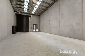2-22 Greenstone Pl, Bundoora for lease Interior Photo- Image 1 of 4