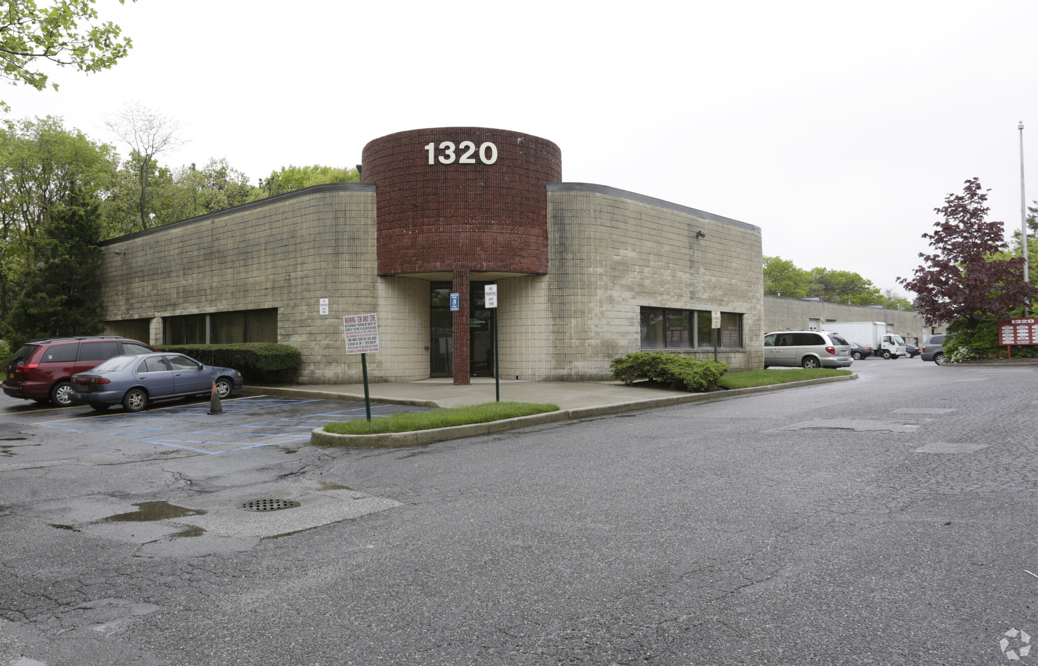 1320 Lincoln Ave, Holbrook, NY for lease Other- Image 1 of 19