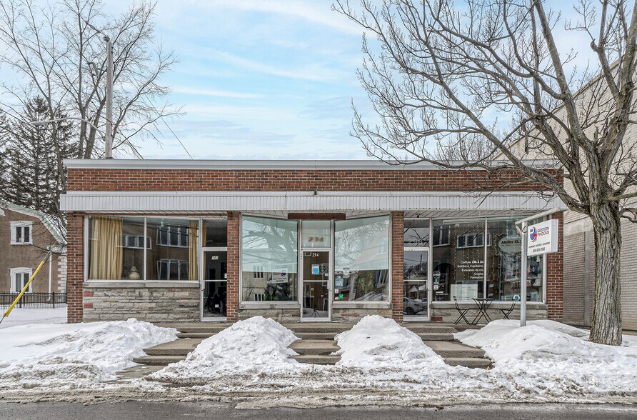 292296 St SainteAnne, Varennes, QC J3X 1R7