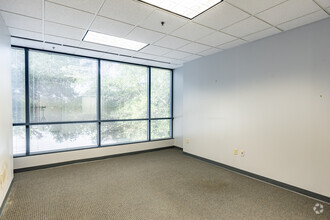 1025 Greenwood Blvd, Lake Mary, FL for lease Interior Photo- Image 2 of 3