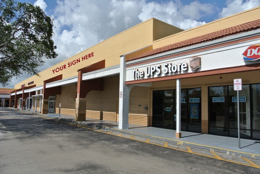 8030-8384 N Pines Blvd, Pembroke Pines, FL for lease - Building Photo - Image 2 of 21