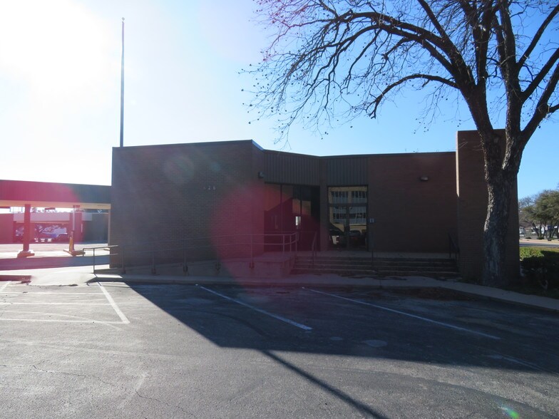 525 Chestnut St, Abilene, TX for sale - Building Photo - Image 1 of 1