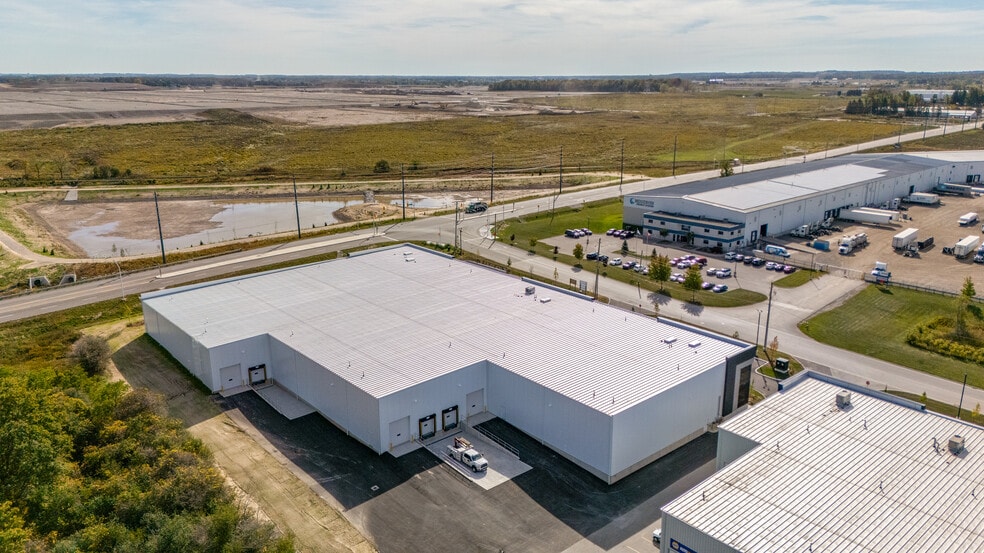 155 Dennis Rd, St Thomas, ON for lease - Building Photo - Image 3 of 21