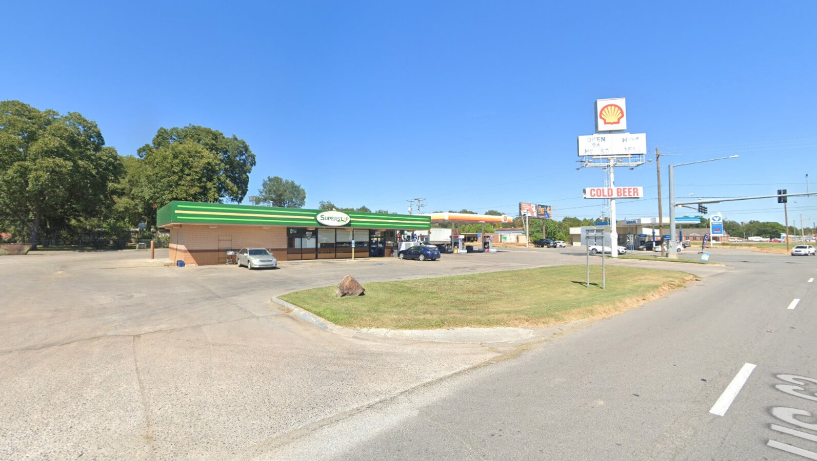 901 N Buerkle St, Stuttgart, AR 72160 Gas Station and CStore in