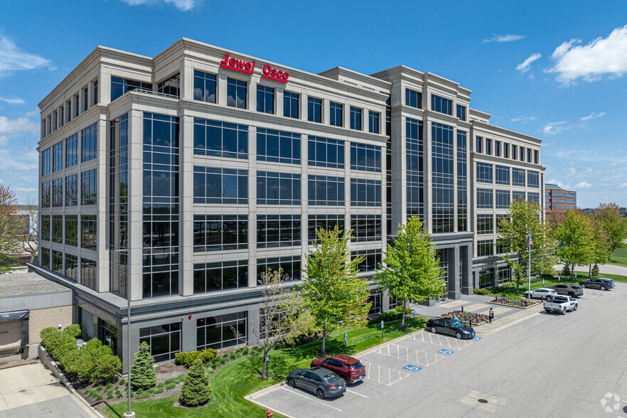 150 E Pierce Rd, Itasca, IL for lease - Primary Photo - Image 1 of 5