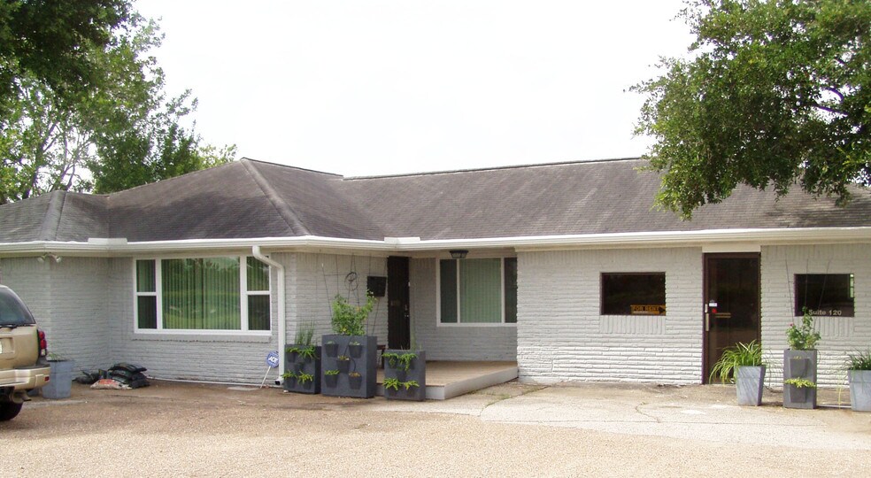 4103 S Main St, Stafford, TX for sale - Primary Photo - Image 1 of 1